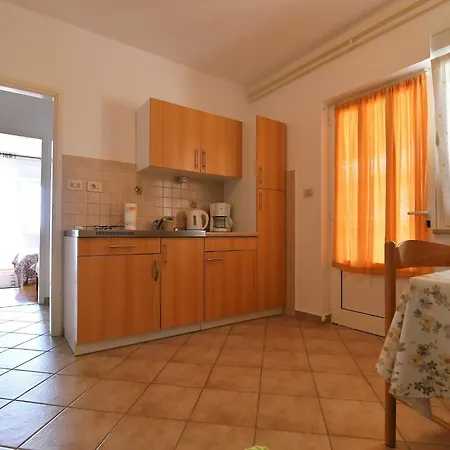 Home, And Milica Casa de hóspedes Mošćenička Draga