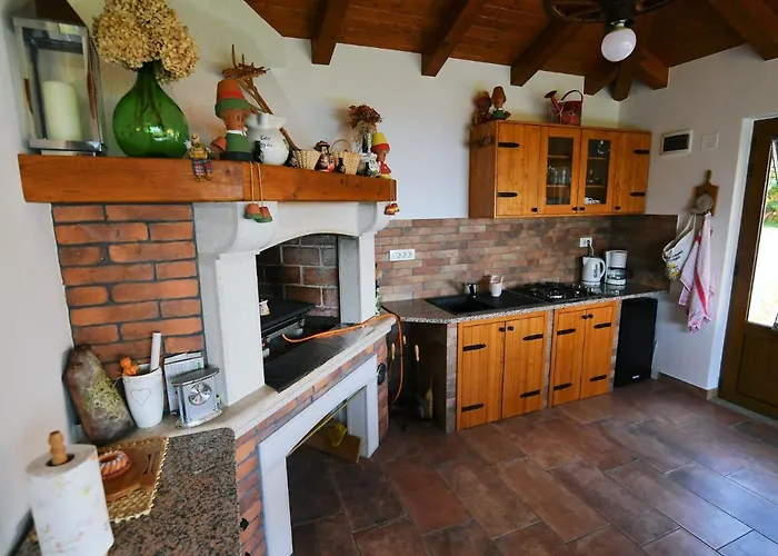 Home, And Milica Guest house 3*